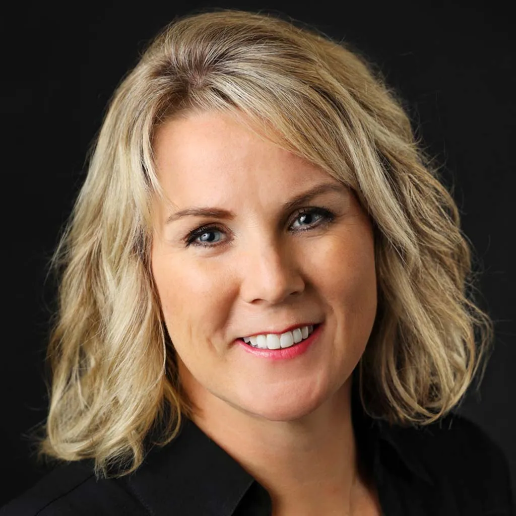 Dr. Laura Vinopal